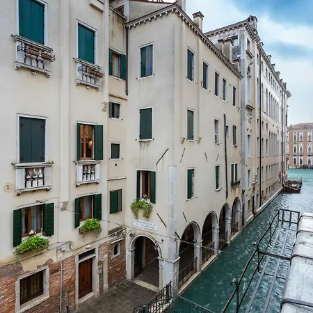 Vip Apartment
