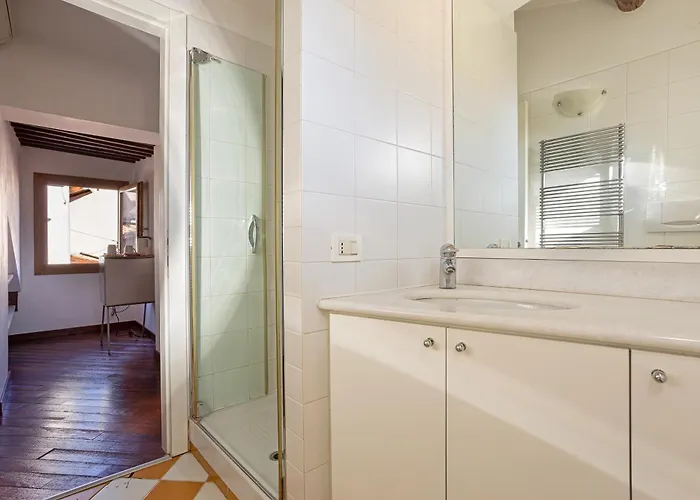 Vip And Rialto Bridge شقة