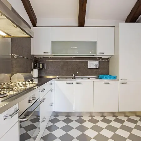 Vip And Rialto Bridge Apartment *